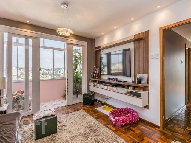 Apartamento com 110m², 3 dormitórios, 1 vaga, Rio Branco em Porto Alegre