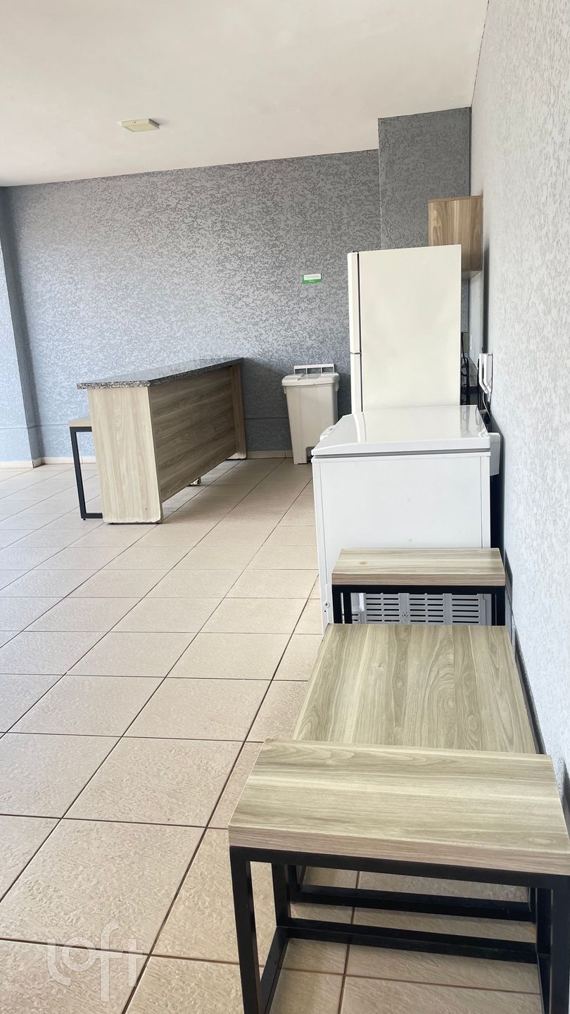 Apartamento à venda com 1 quarto, 38m² - Foto 19