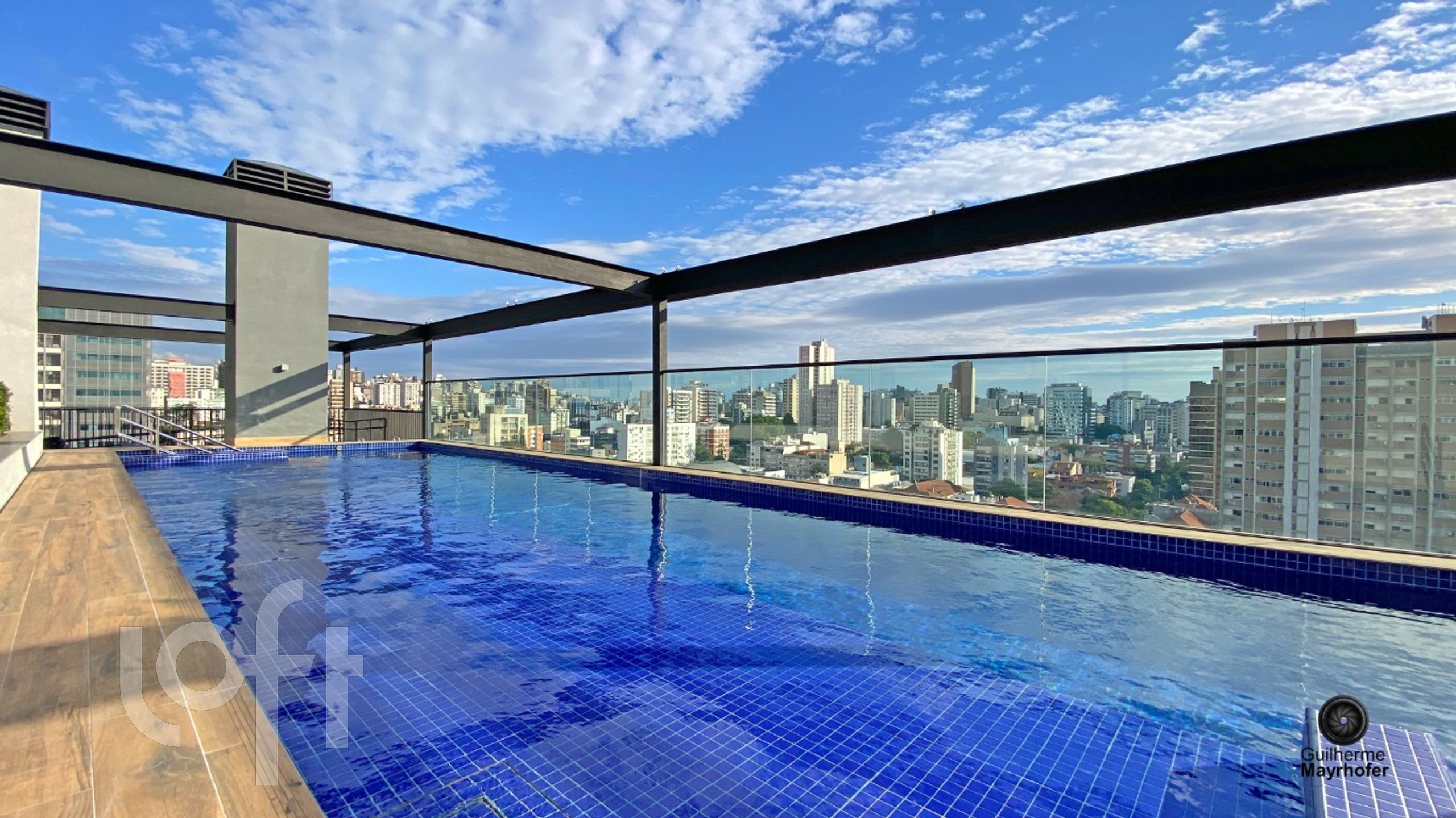 Apartamento com 43m², 1 dormitório, 1 vaga, Auxiliadora em Porto Alegre