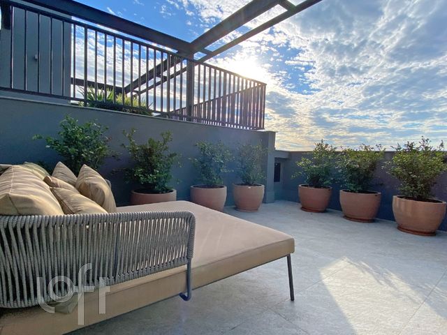 Apartamento com 43m², 1 dormitório, 1 vaga, Auxiliadora em Porto Alegre