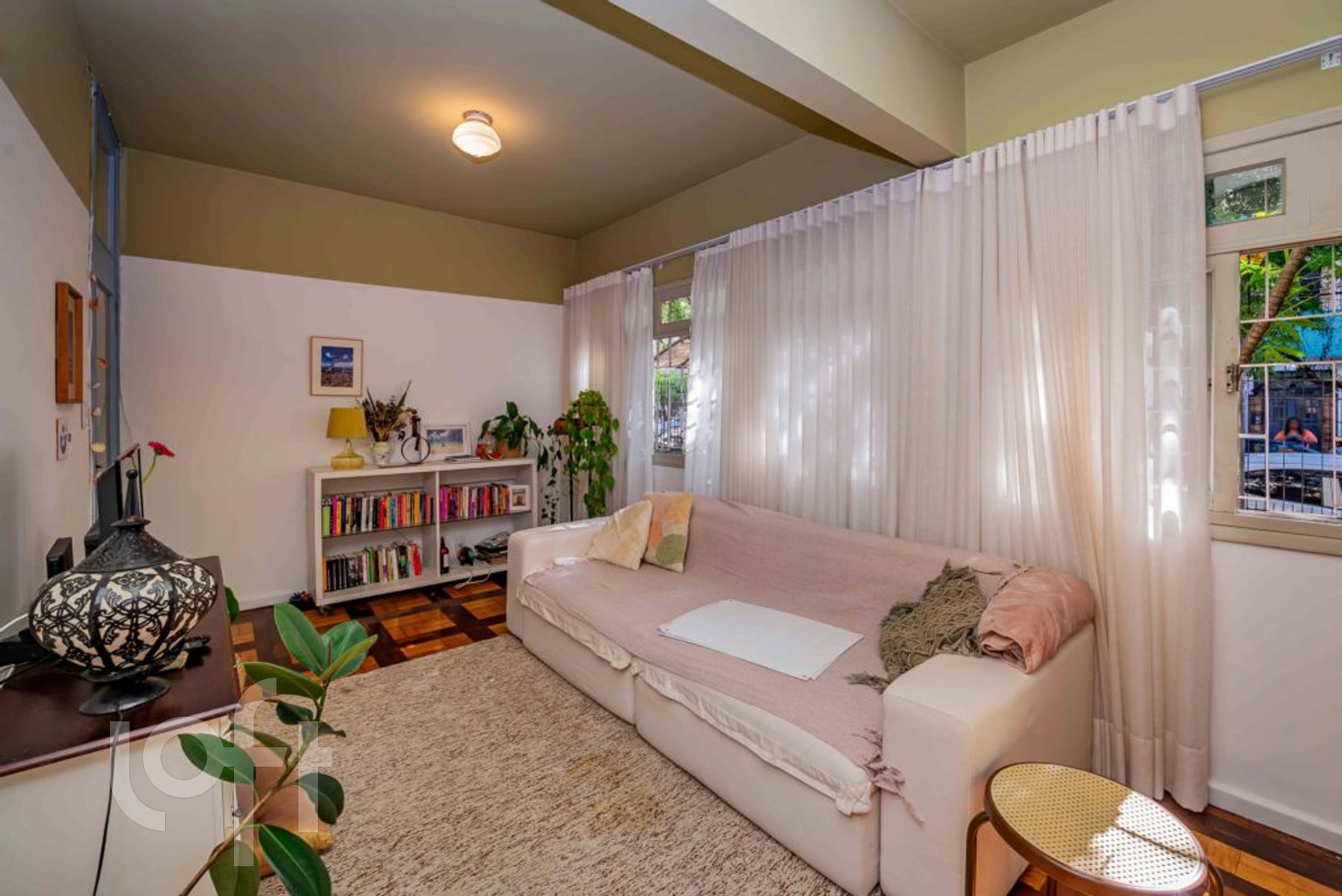 Apartamento com 79m², 2 dormitórios, Santana em Porto Alegre