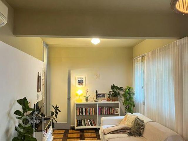 Apartamento com 79m², 2 dormitórios, Santana em Porto Alegre