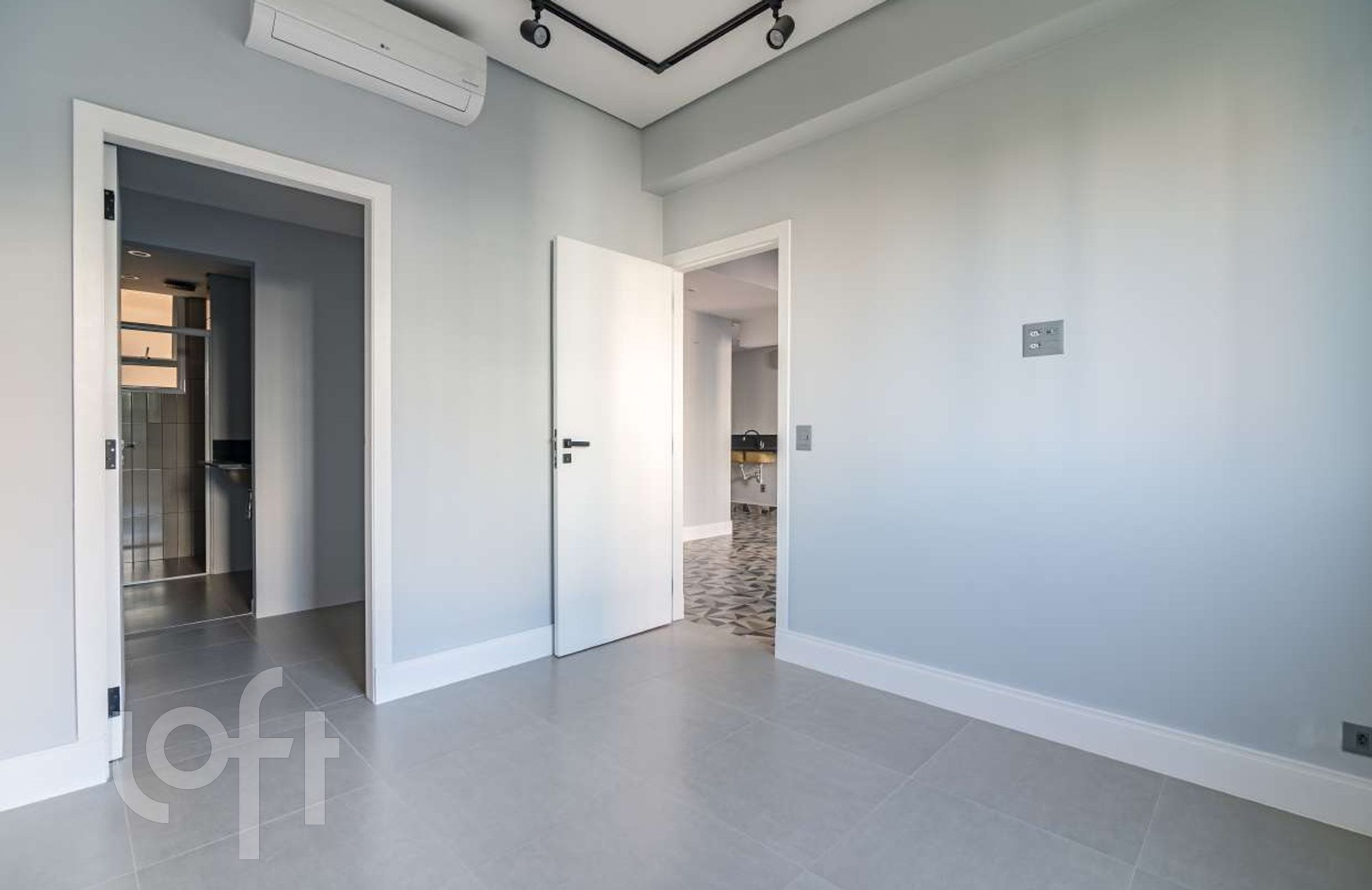 Apartamento, 1 quarto, 75 m² - Foto 4