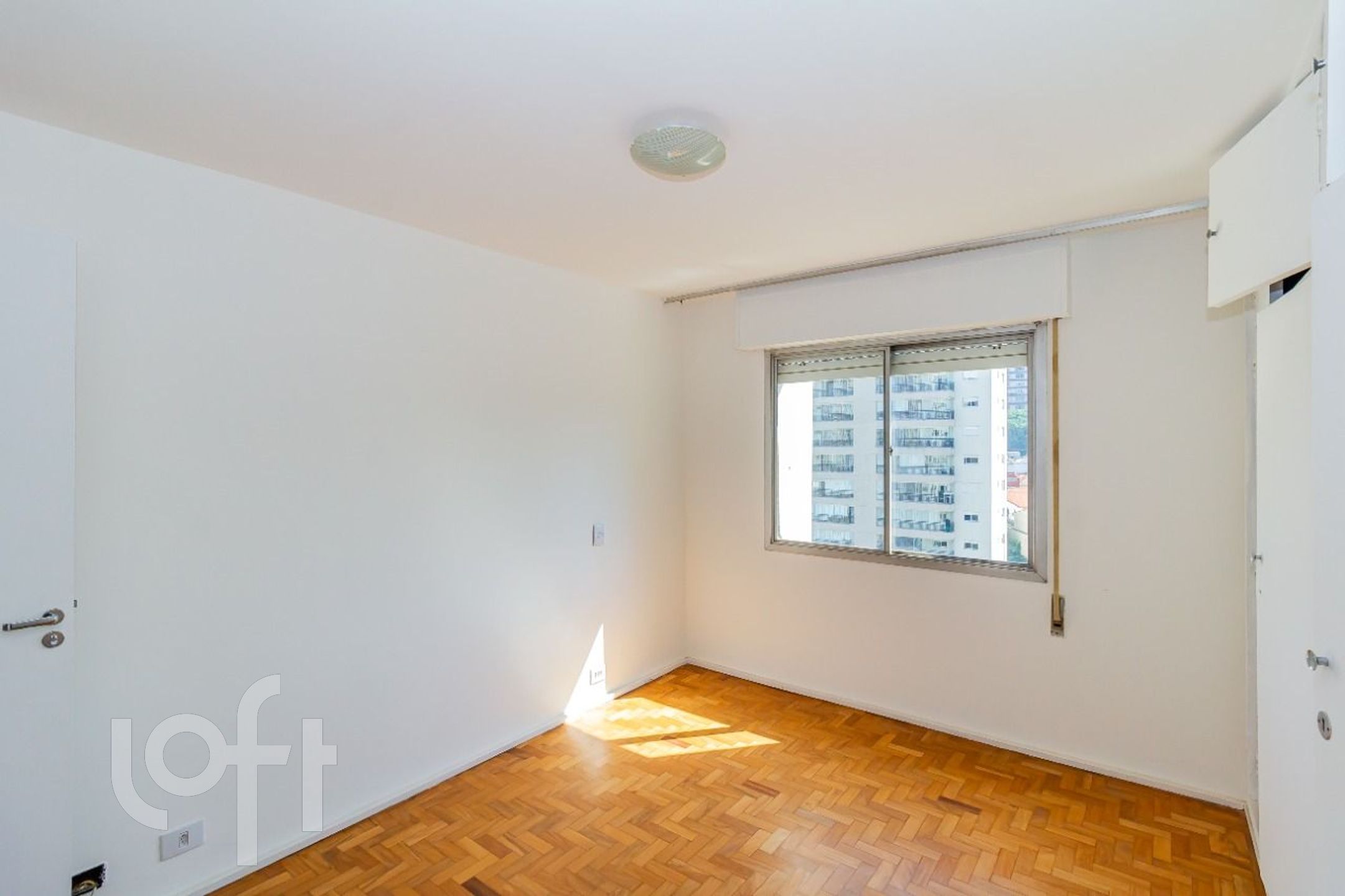 Apartamento à venda com 3 quartos, 132m² - Foto 18