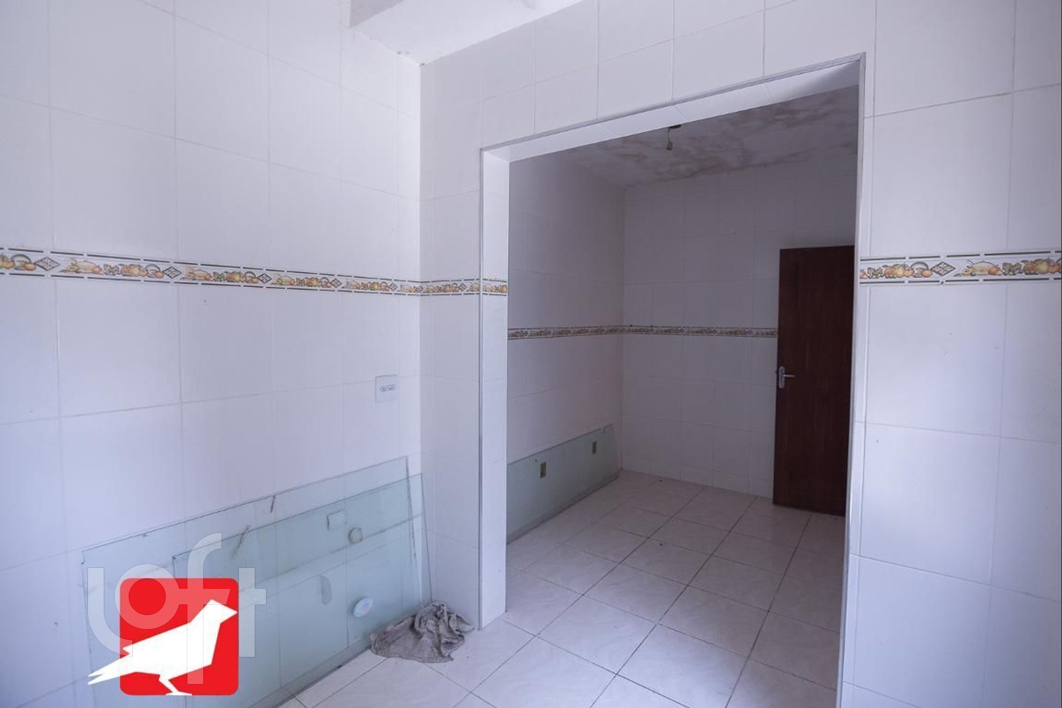 Casa à venda com 2 quartos, 200m² - Foto 4