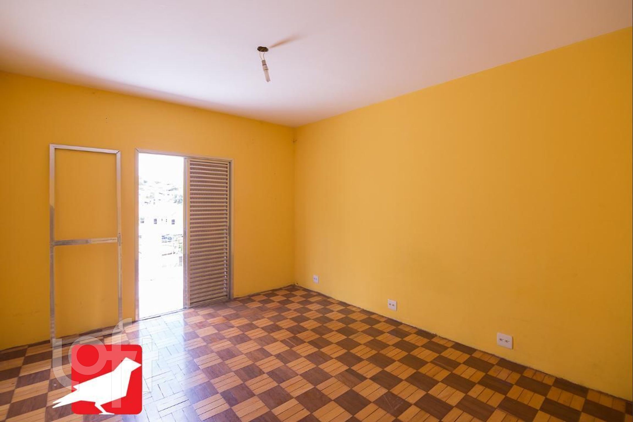 Casa à venda com 2 quartos, 200m² - Foto 14