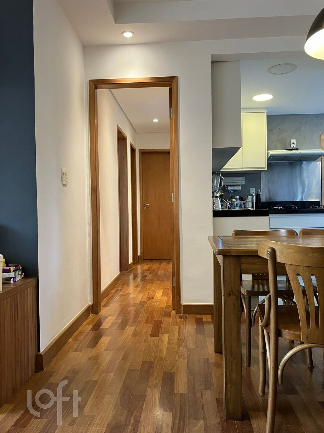 Apartamento à venda com 2 quartos, 76m² - Foto 4