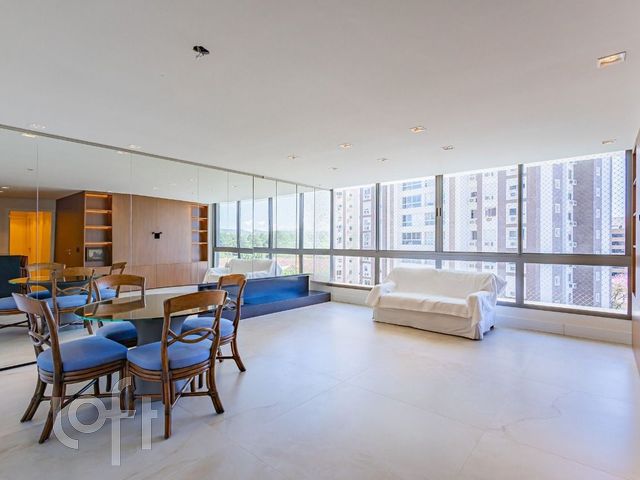 Apartamento com 137m², 3 dormitórios, 3 suítes, Boa Vista em Porto Alegre