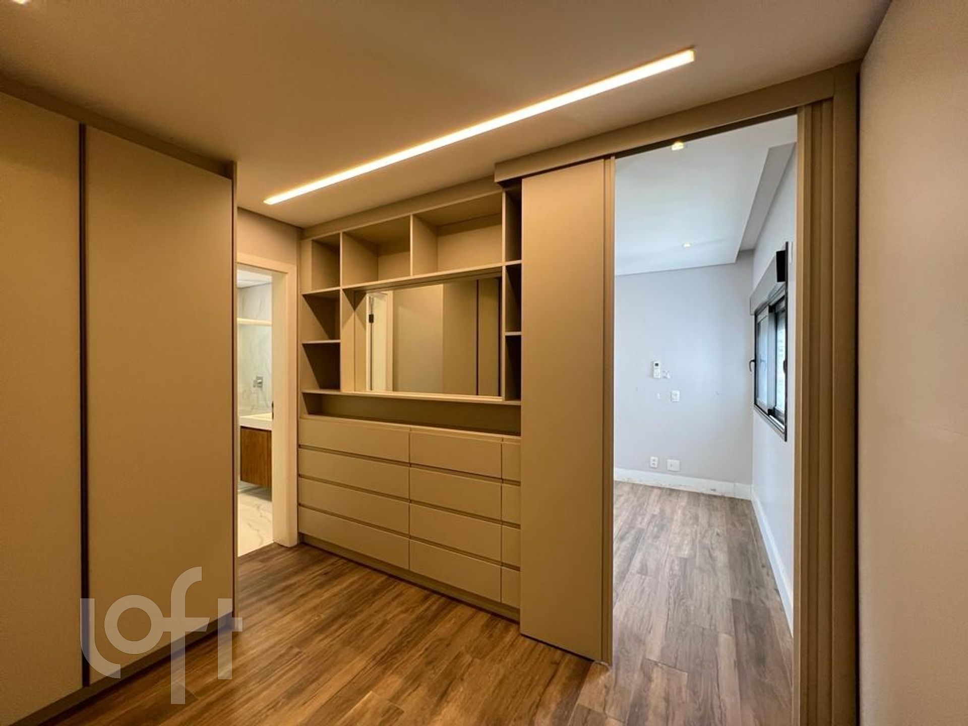 Apartamento à venda com 4 quartos, 193m² - Foto 23