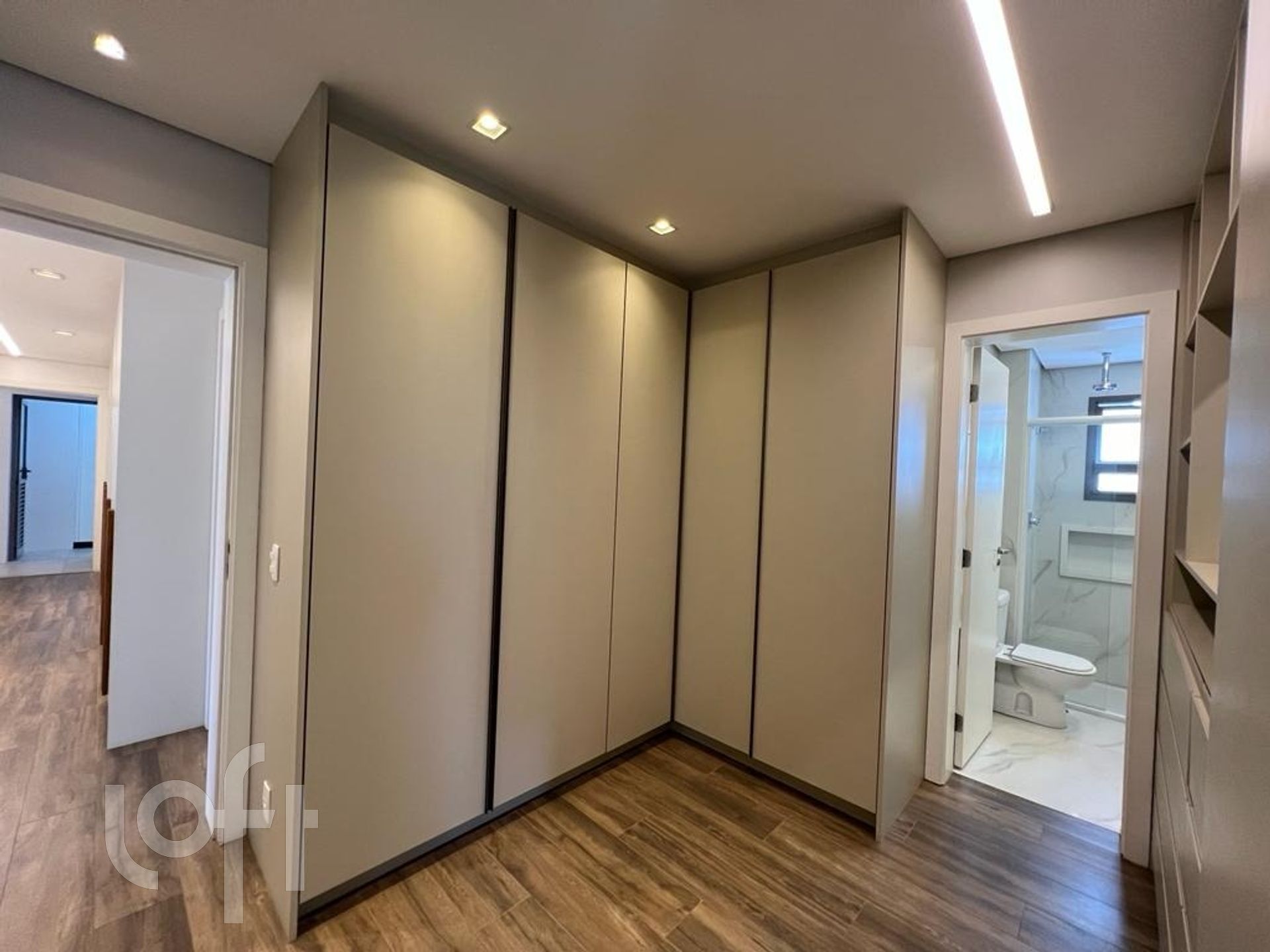 Apartamento à venda com 4 quartos, 193m² - Foto 21