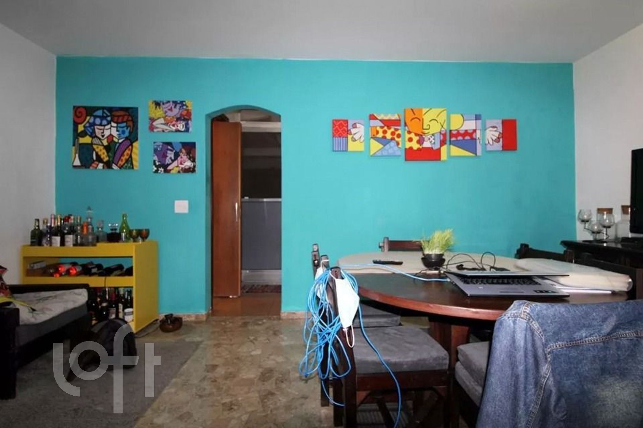 Casa à venda com 4 quartos, 210m² - Foto 4