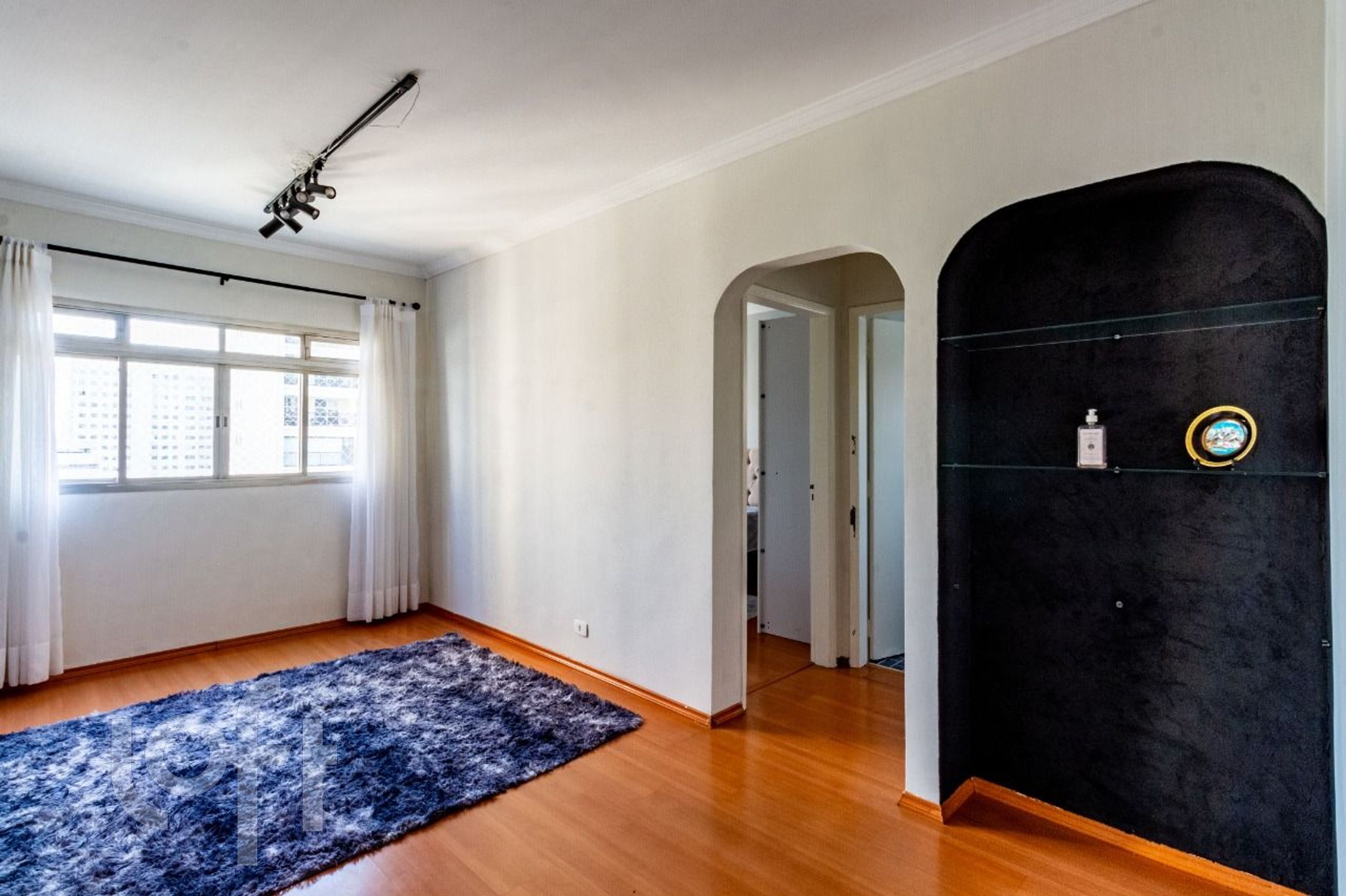 Apartamento à venda com 1 quarto, 58m² - Foto 2