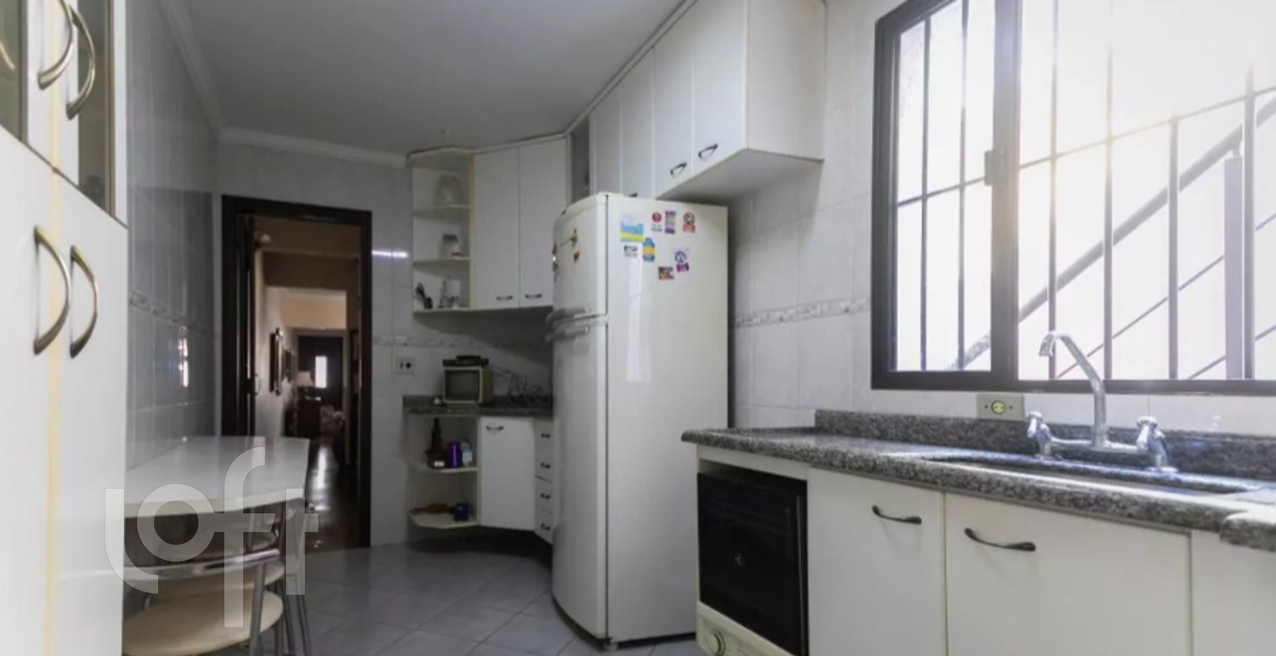 Casa à venda com 4 quartos, 170m² - Foto 11