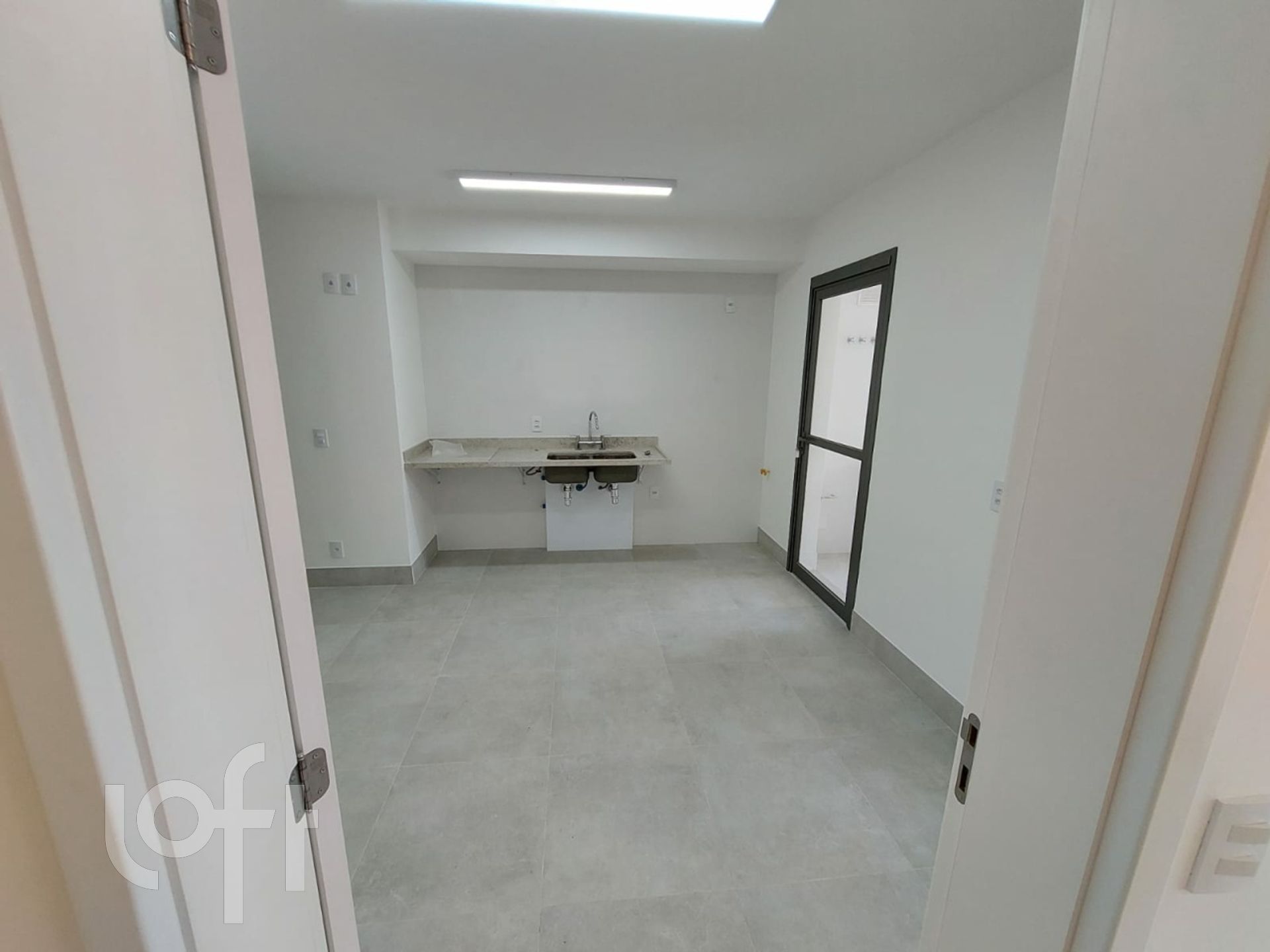 Apartamento à venda com 3 quartos, 147m² - Foto 20