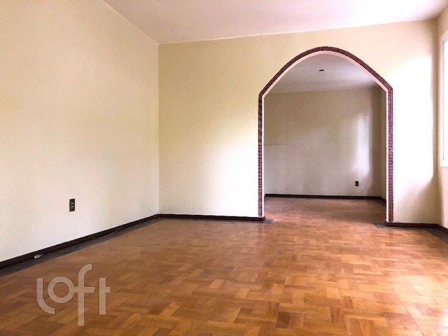 Apartamento com 143m², 3 dormitórios, 1 suíte, 1 vaga, São João em Porto Alegre