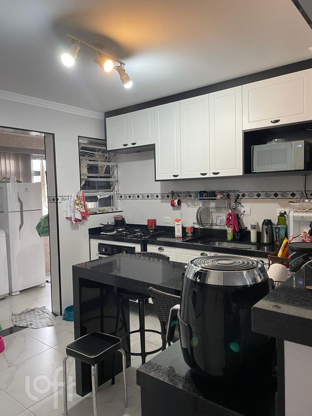 Apartamento à venda com 3 quartos, 140m² - Foto 7