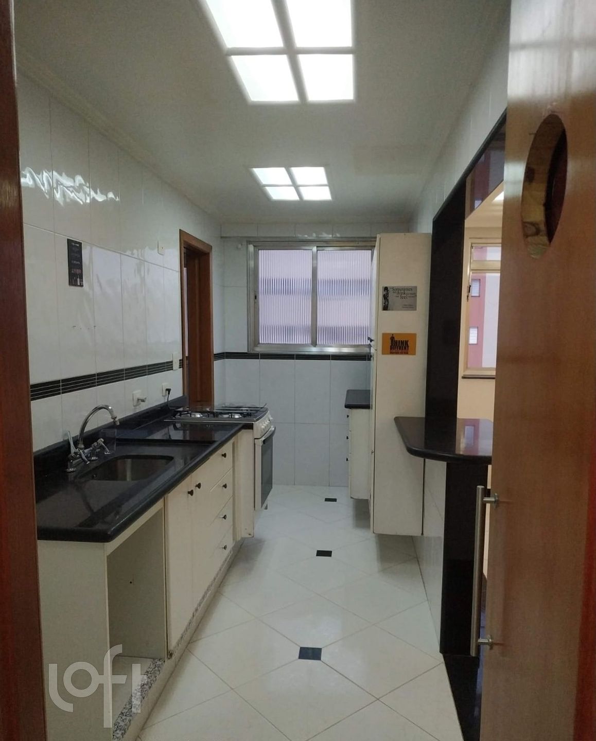 Apartamento à venda com 2 quartos, 60m² - Foto 5