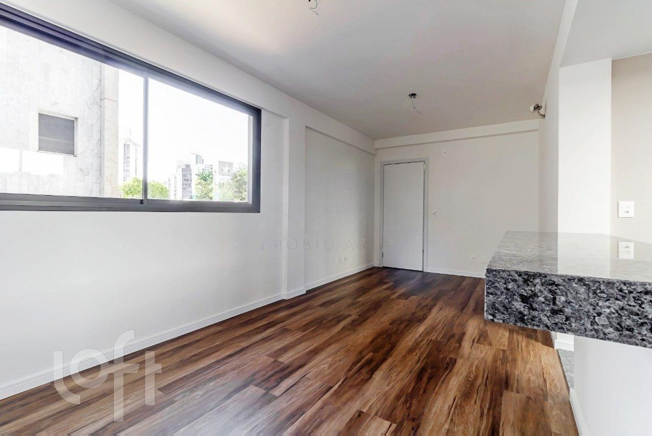 Apartamento à venda com 2 quartos, 72m² - Foto 3