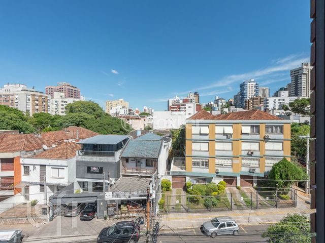 Apartamento com 79m², 2 dormitórios, 2 suítes, 1 vaga, Rio Branco em Porto Alegre