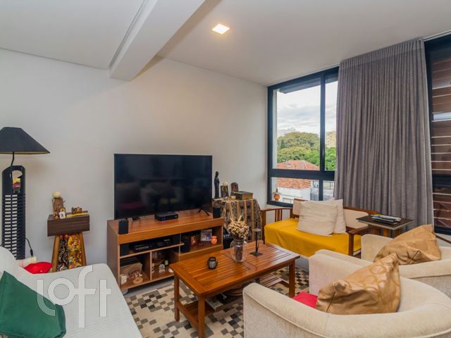 Apartamento com 79m², 2 dormitórios, 2 suítes, 1 vaga, Rio Branco em Porto Alegre