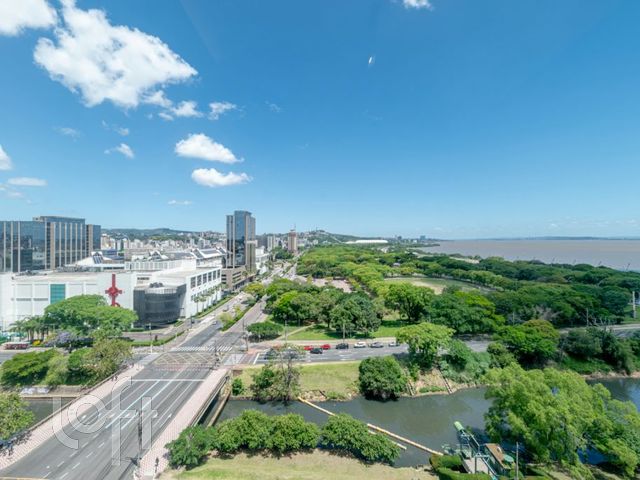 Apartamento com 30m², 1 dormitório, 1 suíte, 1 vaga, Praia de Belas em Porto Alegre