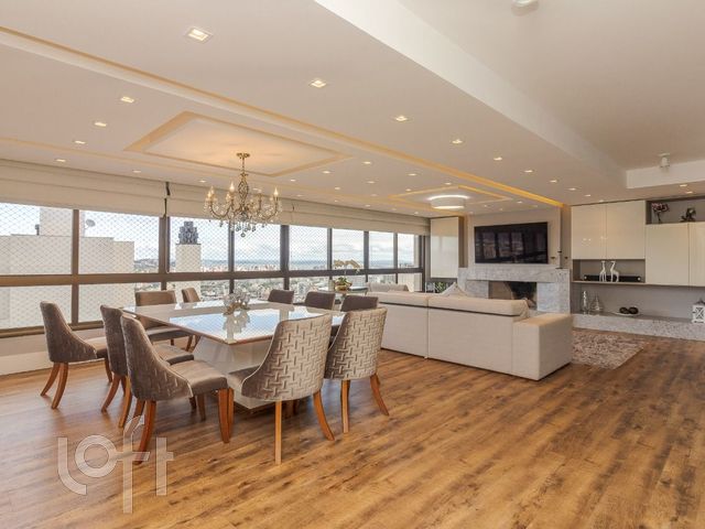 Apartamento com 180m², 3 dormitórios, 3 suítes, 4 vagas, Bela Vista em Porto Alegre