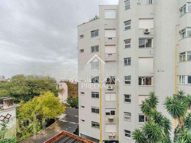 Apartamento com 112m², 3 dormitórios, 1 suíte, 1 vaga, Petrópolis em Porto Alegre
