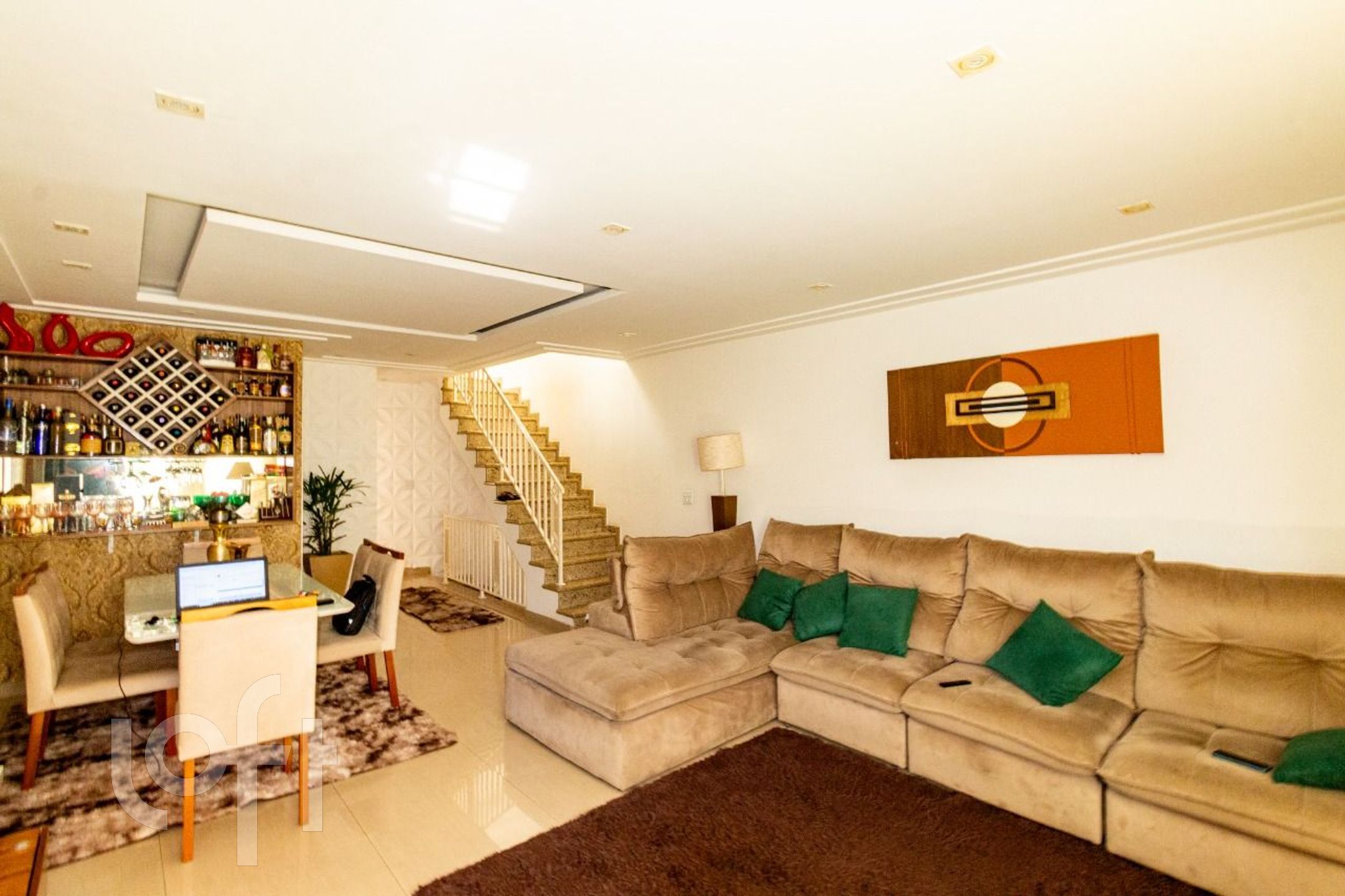 Casa à venda com 2 quartos, 197m² - Foto 3