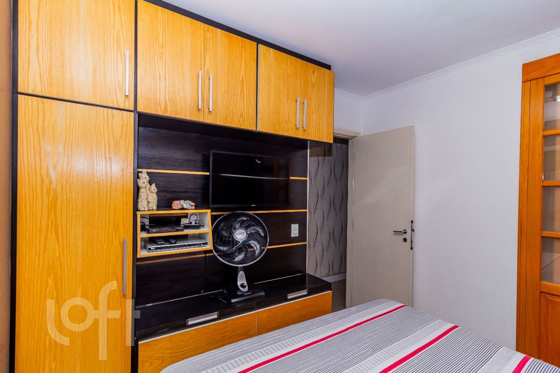 Apartamento à venda com 2 quartos, 70m² - Foto 23