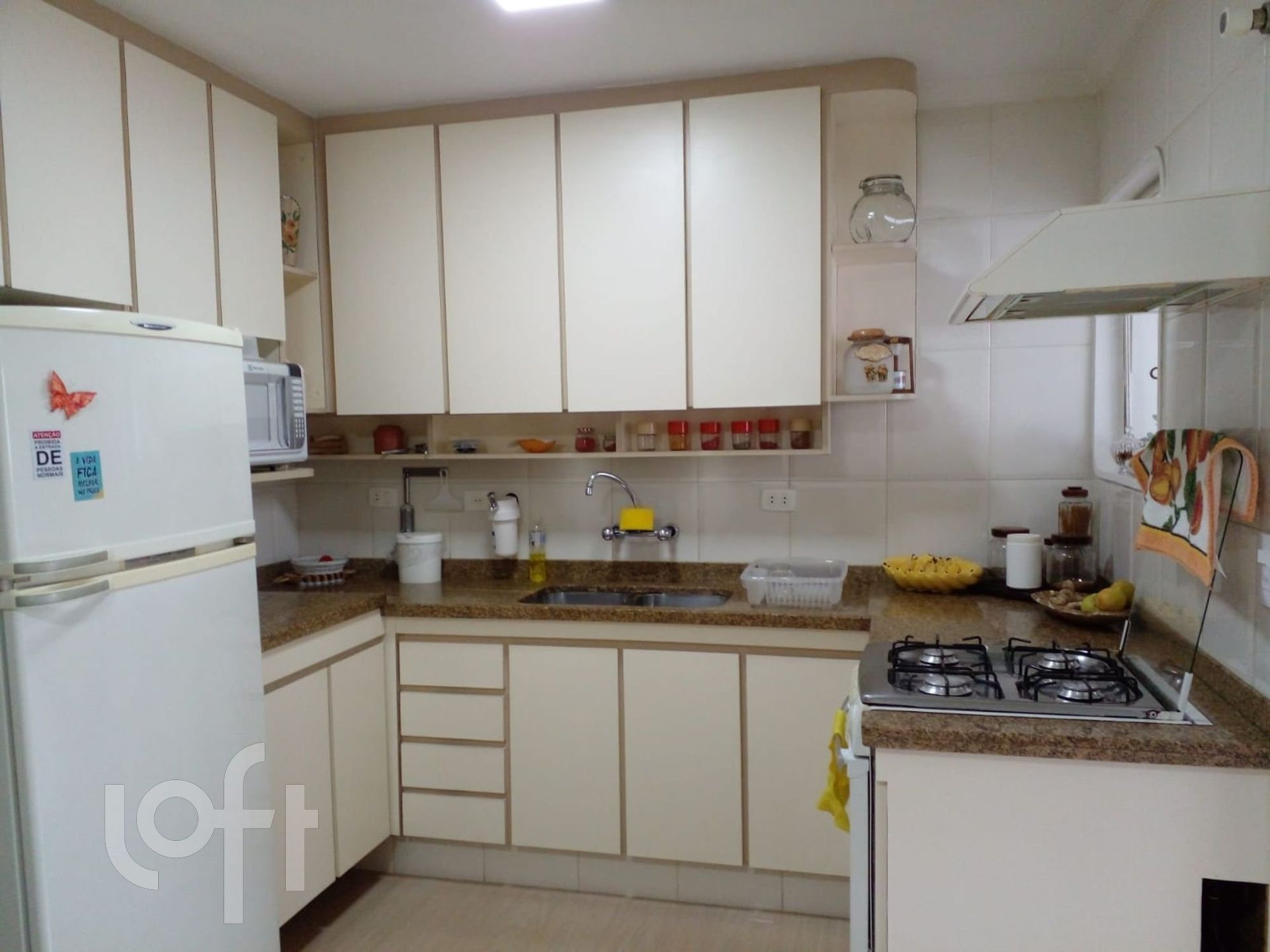 Apartamento à venda com 4 quartos, 196m² - Foto 11