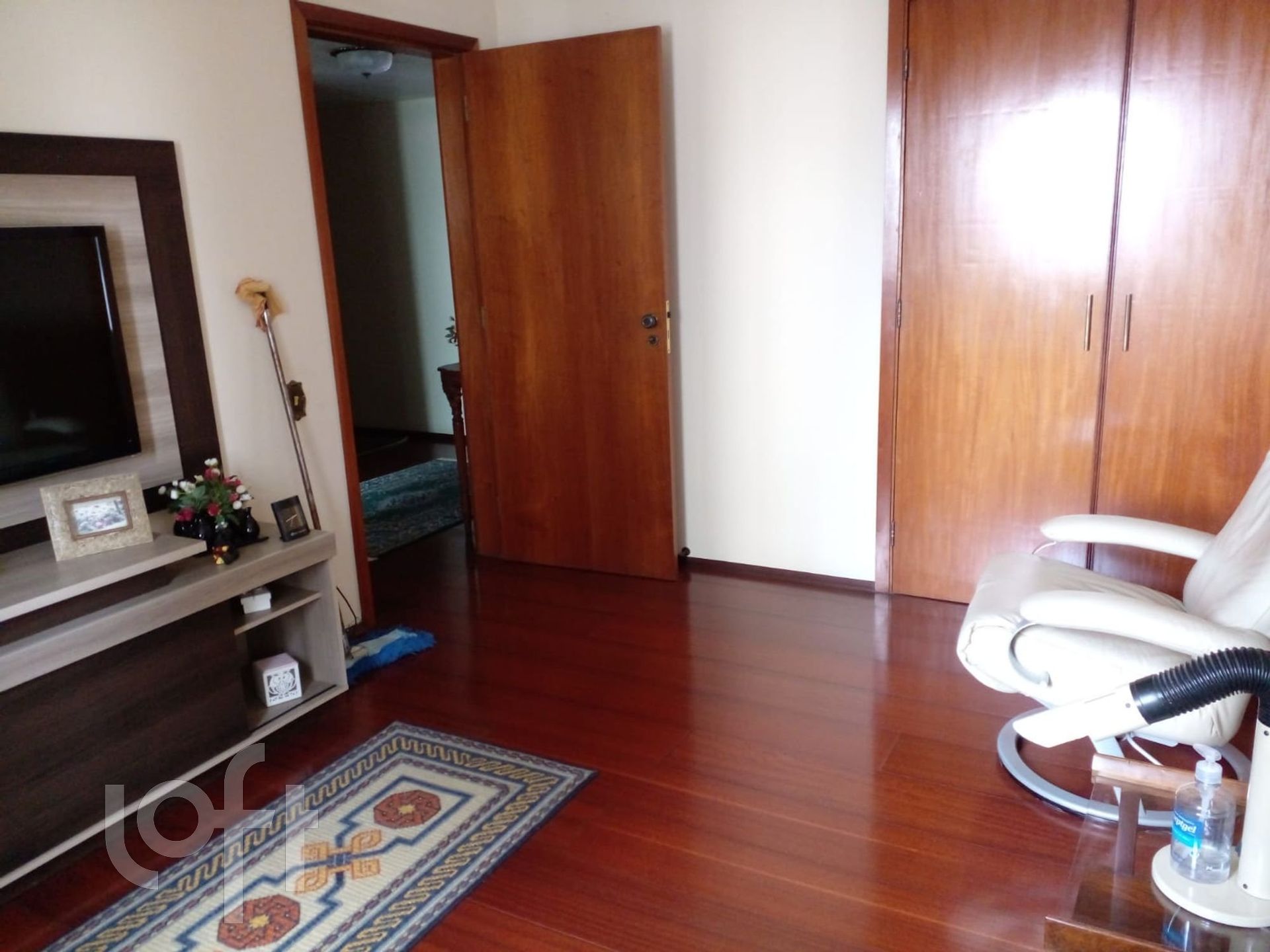 Apartamento à venda com 4 quartos, 196m² - Foto 3