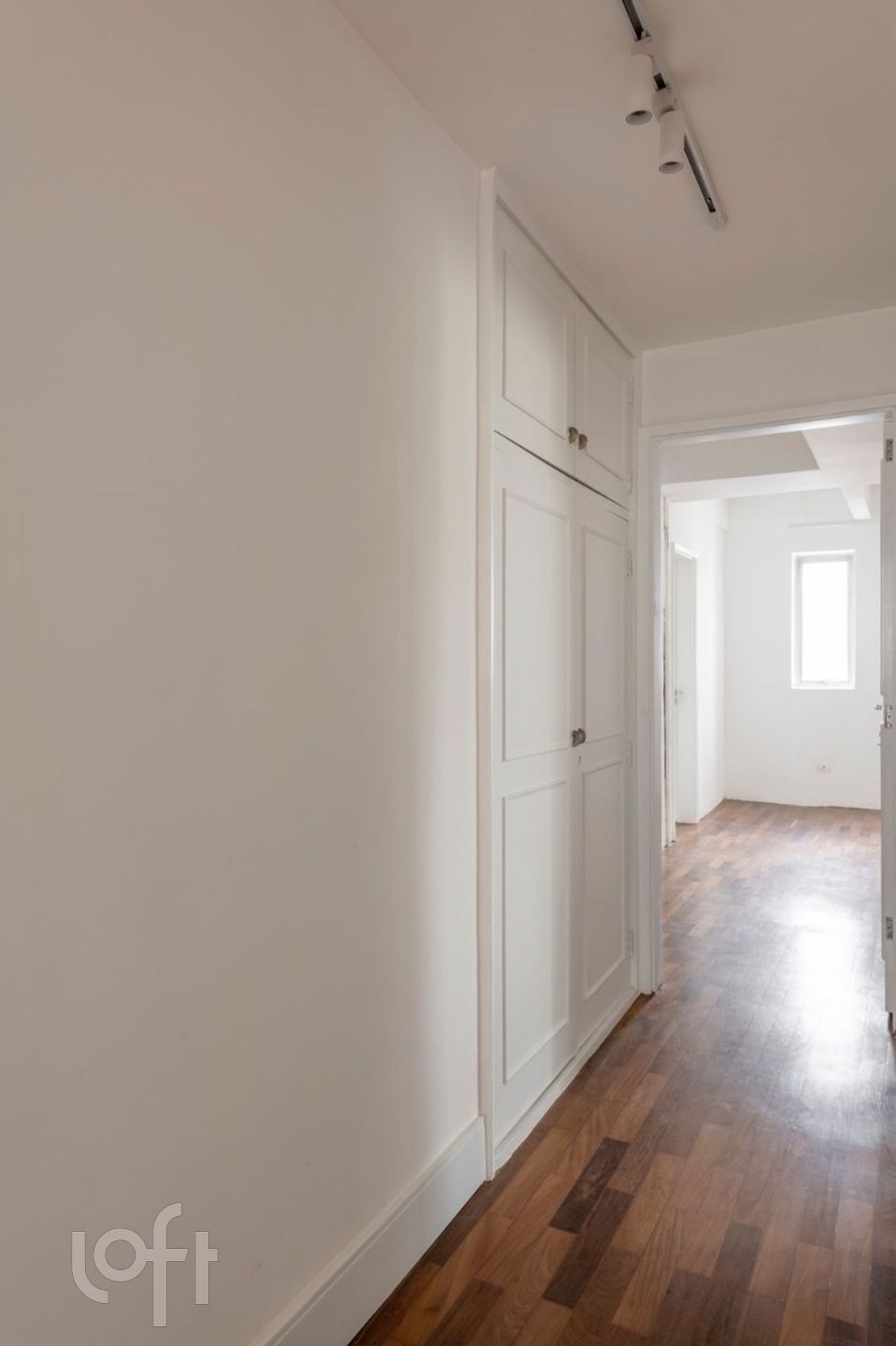 Apartamento à venda com 3 quartos, 180m² - Foto 28