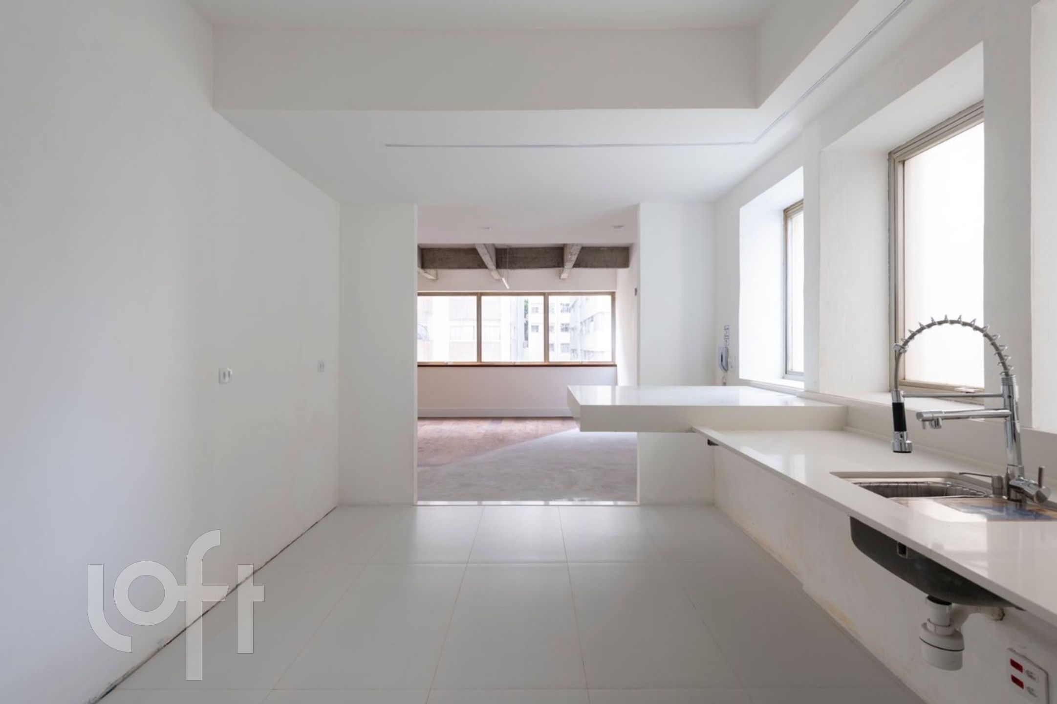 Apartamento à venda com 3 quartos, 180m² - Foto 10