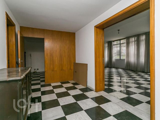 Apartamento com 381m², 4 dormitórios, 1 suíte, 2 vagas, Moinhos de Vento em Porto Alegre