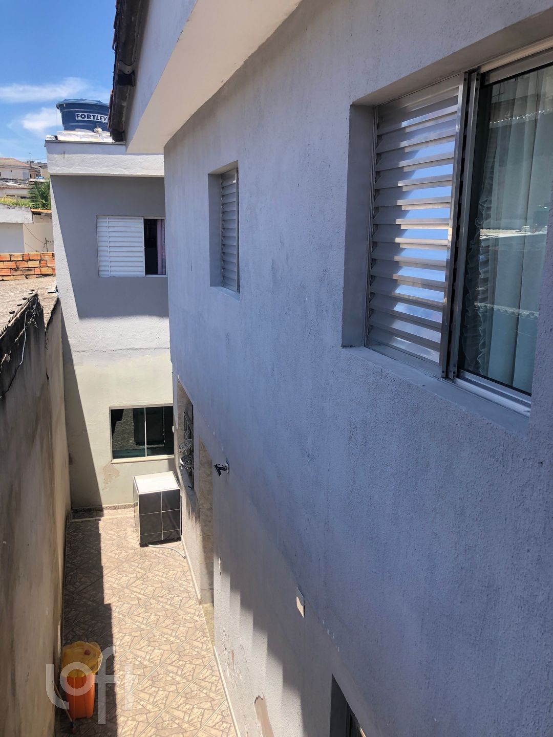 Casa à venda com 6 quartos, 250m² - Foto 8