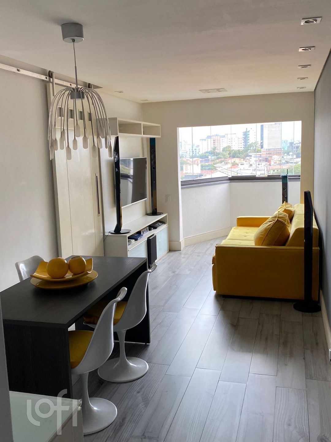 Apartamento à venda em Campo Belo com 57 m², 2 quartos, 1 vaga