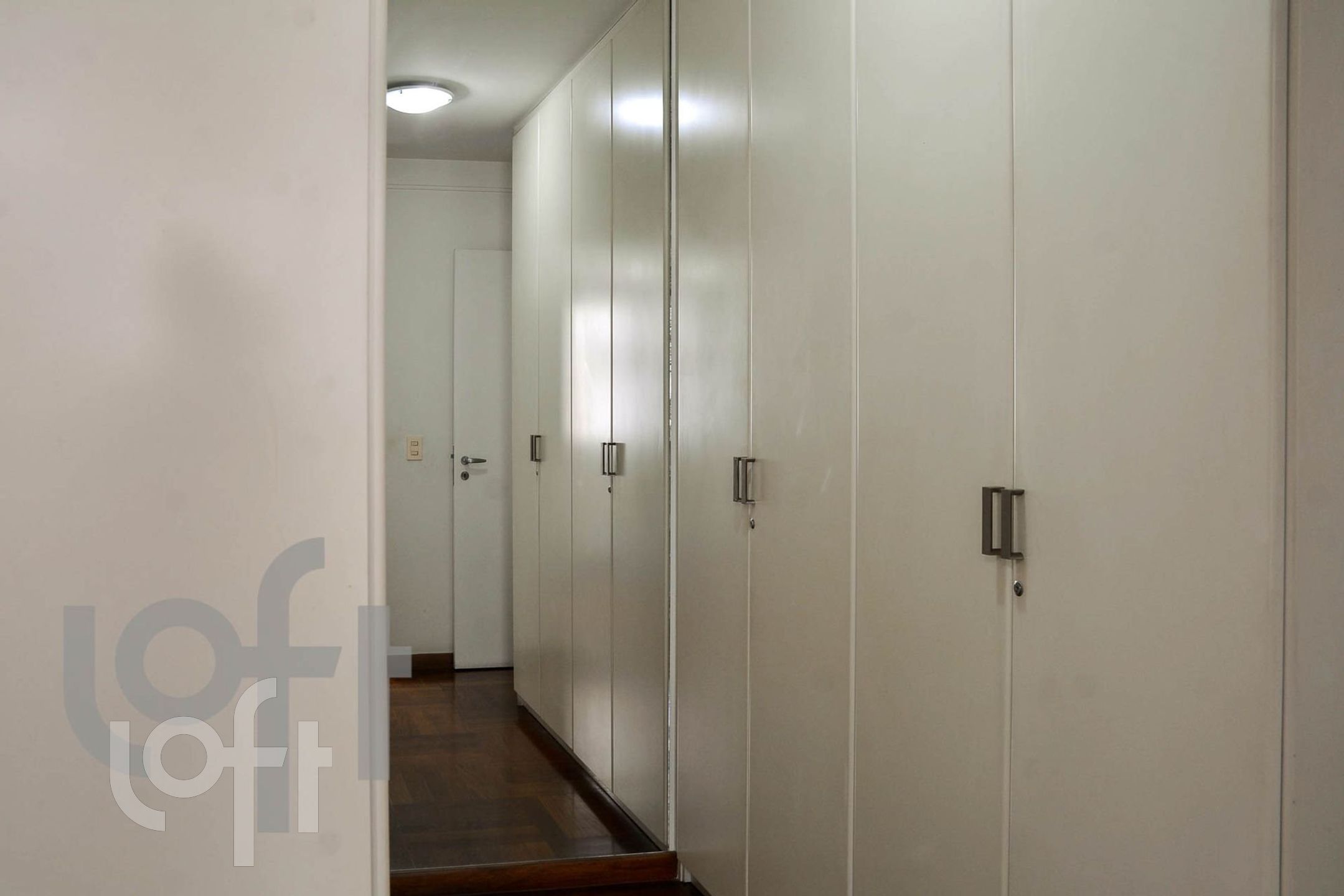 Apartamento à venda com 4 quartos, 300m² - Foto 18