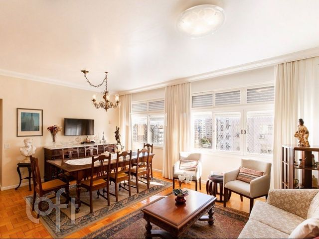 Apartamento com 114m², 3 dormitórios, 1 suíte, 1 vaga, Rio Branco em Porto Alegre