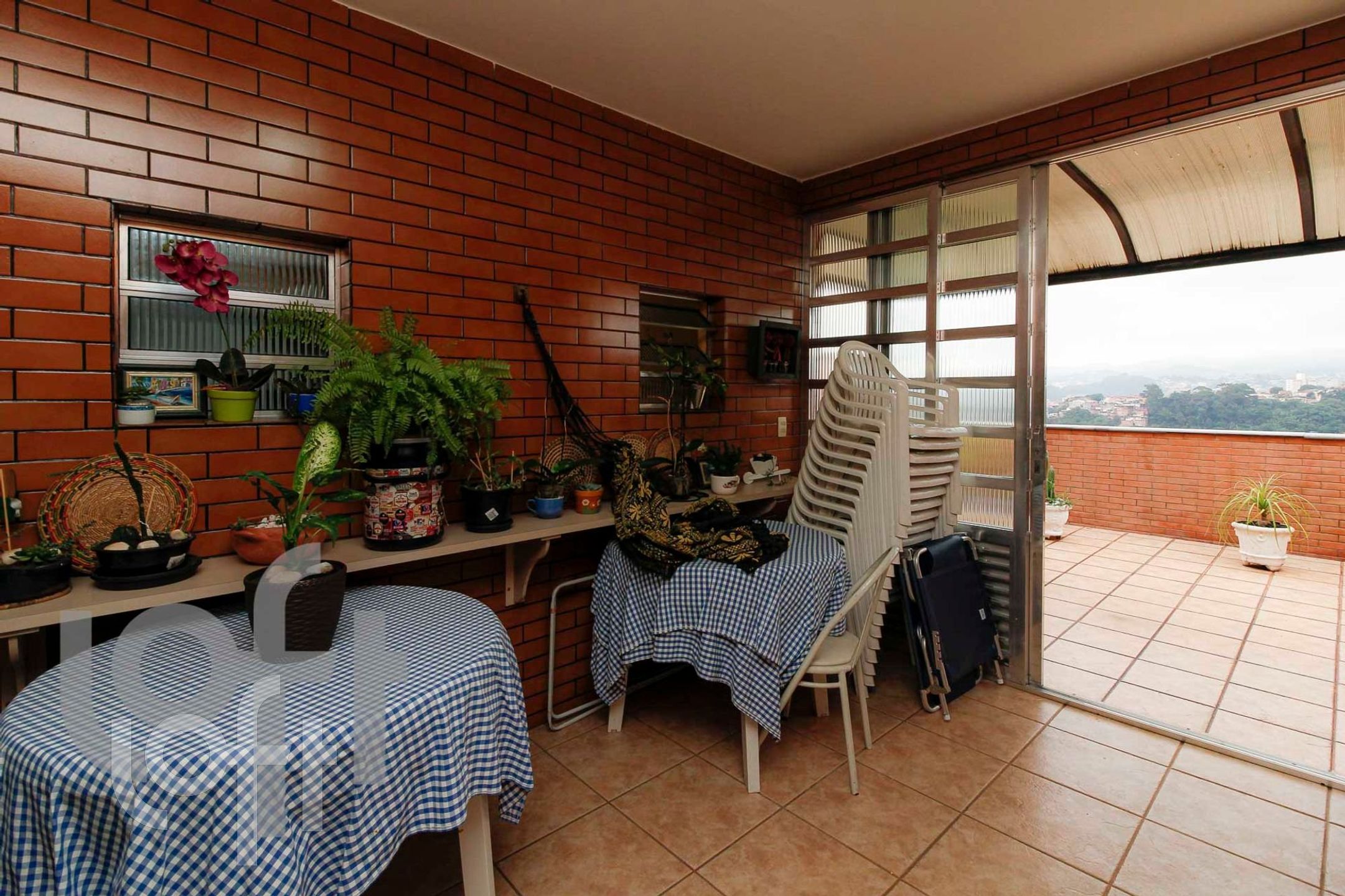 Apartamento à venda com 3 quartos, 120m² - Foto 18