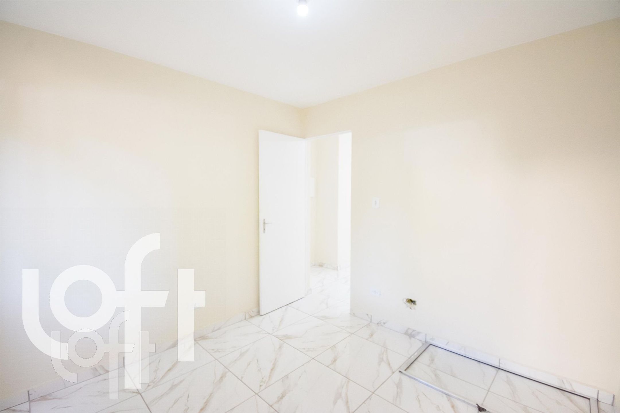 Apartamento à venda com 2 quartos, 50m² - Foto 3