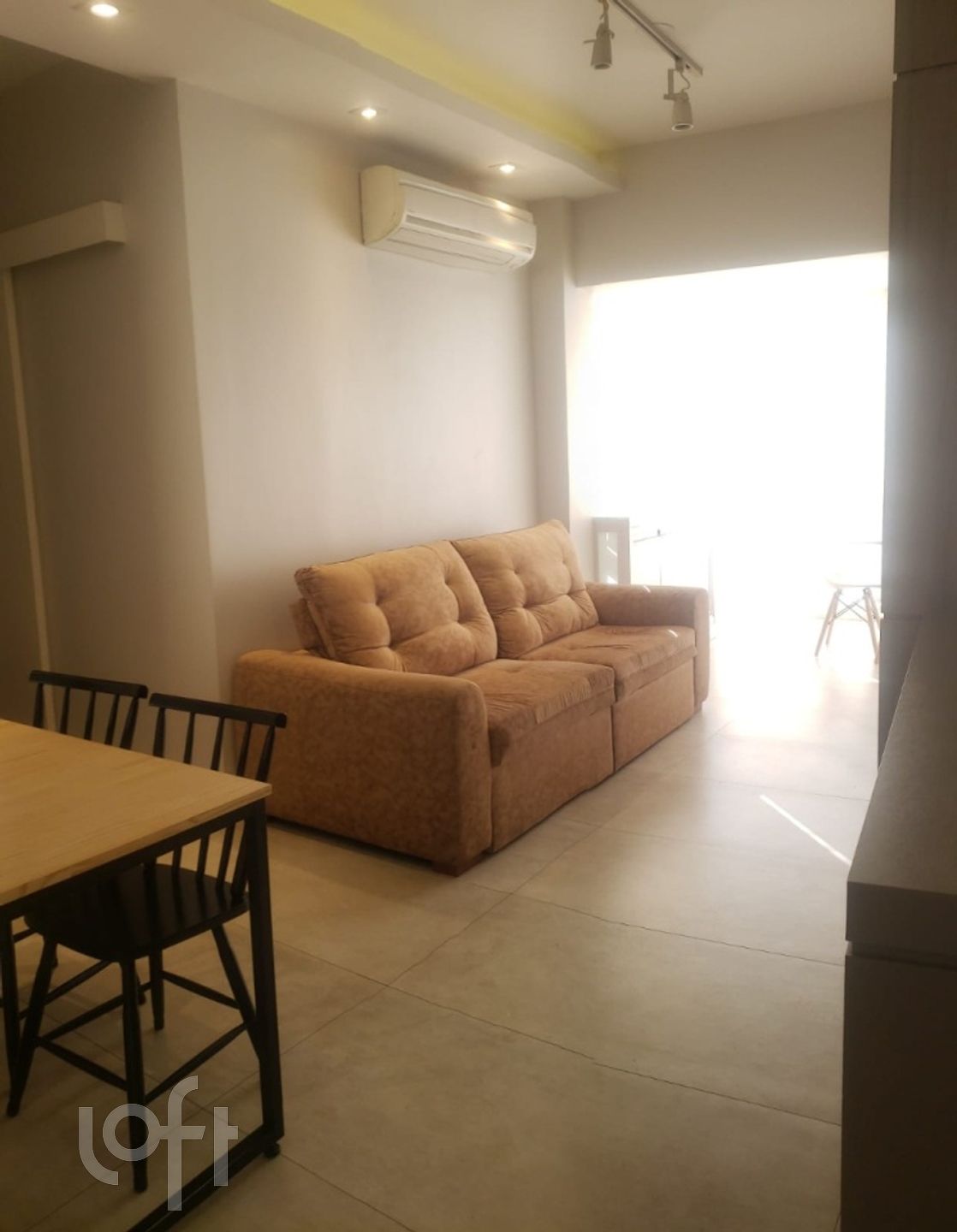 Apartamento à venda com 2 quartos, 65m² - Foto 1