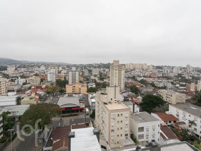 Apartamento com 72m², 3 dormitórios, 1 suíte, 2 vagas, Jardim Botânico em Porto Alegre