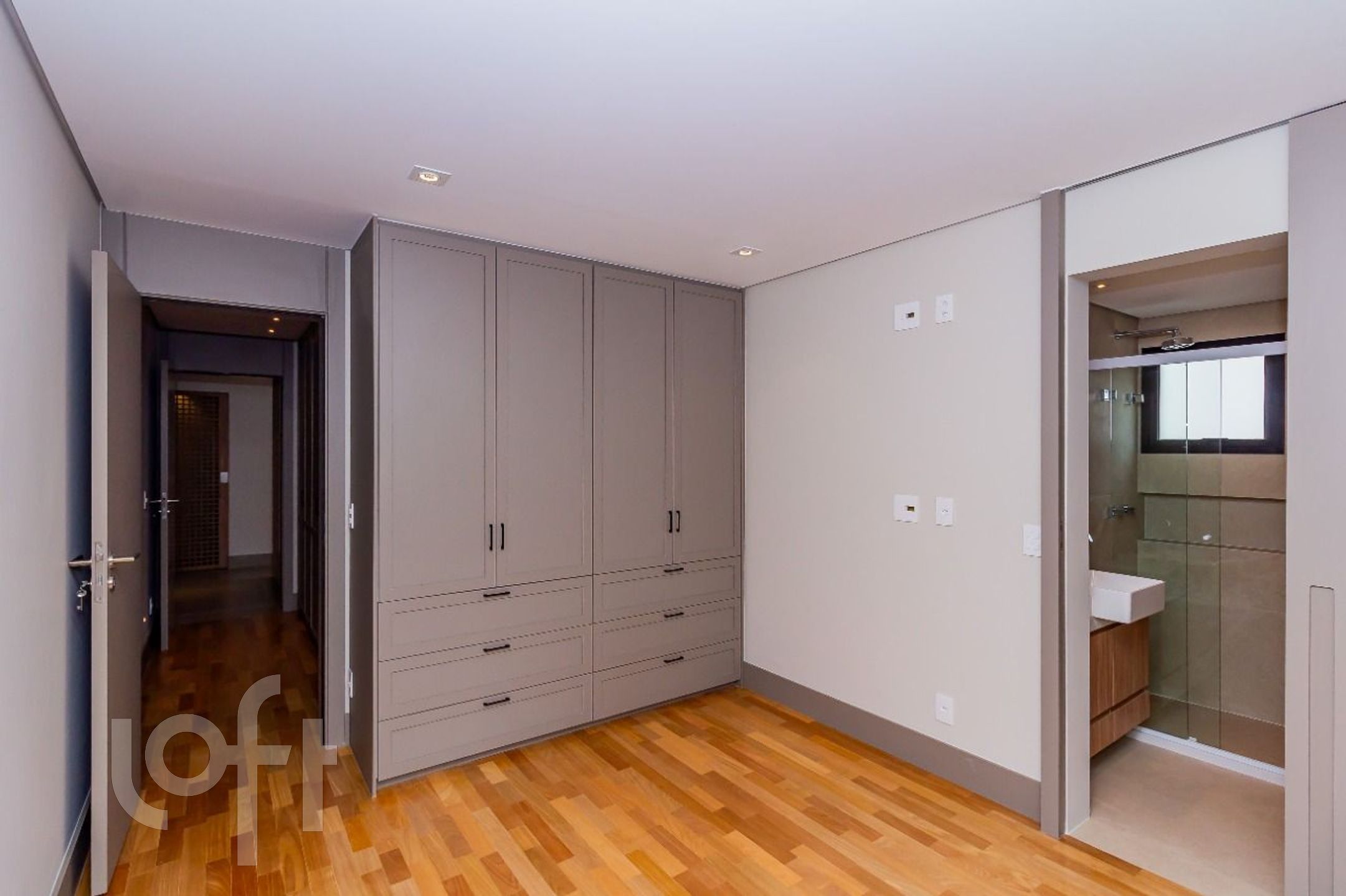 Apartamento à venda com 4 quartos, 217m² - Foto 40