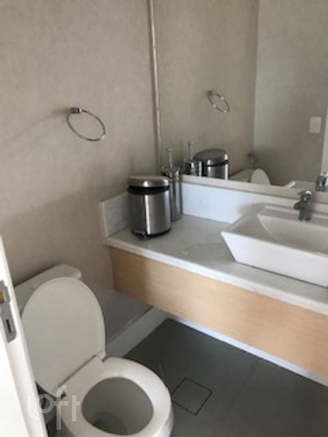 Apartamento à venda com 3 quartos, 121m² - Foto 2