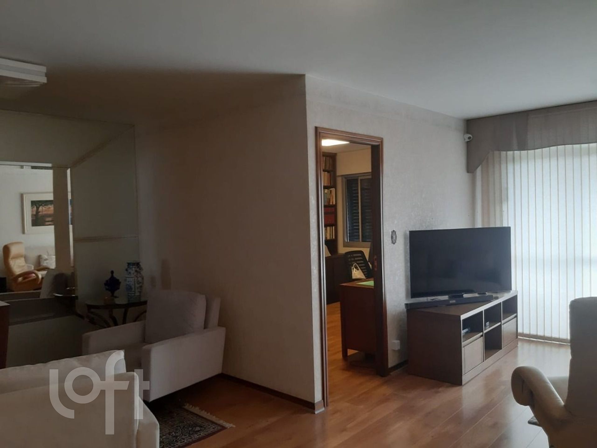 Apartamento à venda com 3 quartos, 156m² - Foto 6