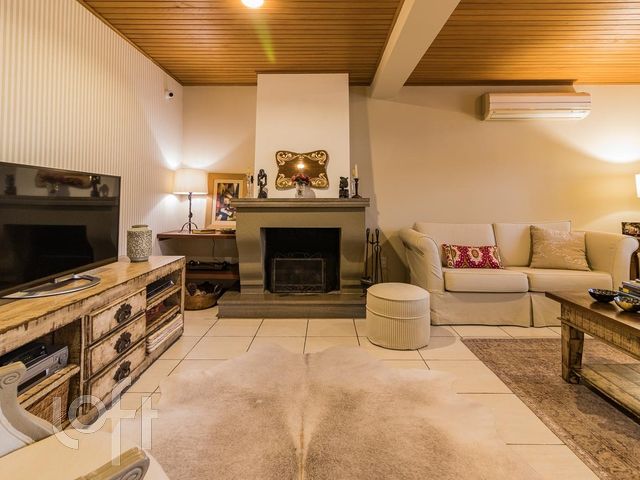 Casa com 306m², 4 dormitórios, 4 suítes, 3 vagas, Chácara das Pedras em Porto Alegre