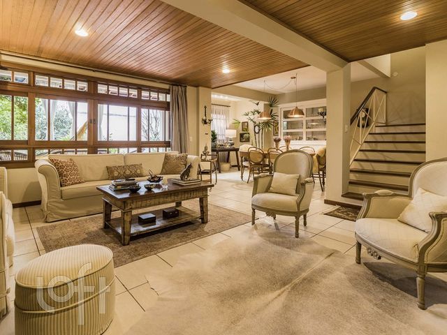 Casa com 306m², 4 dormitórios, 4 suítes, 3 vagas, Chácara das Pedras em Porto Alegre