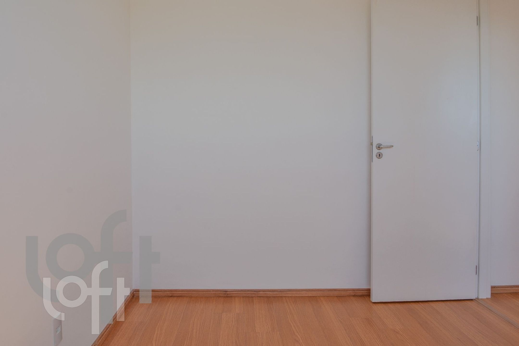 Apartamento à venda com 2 quartos, 42m² - Foto 3