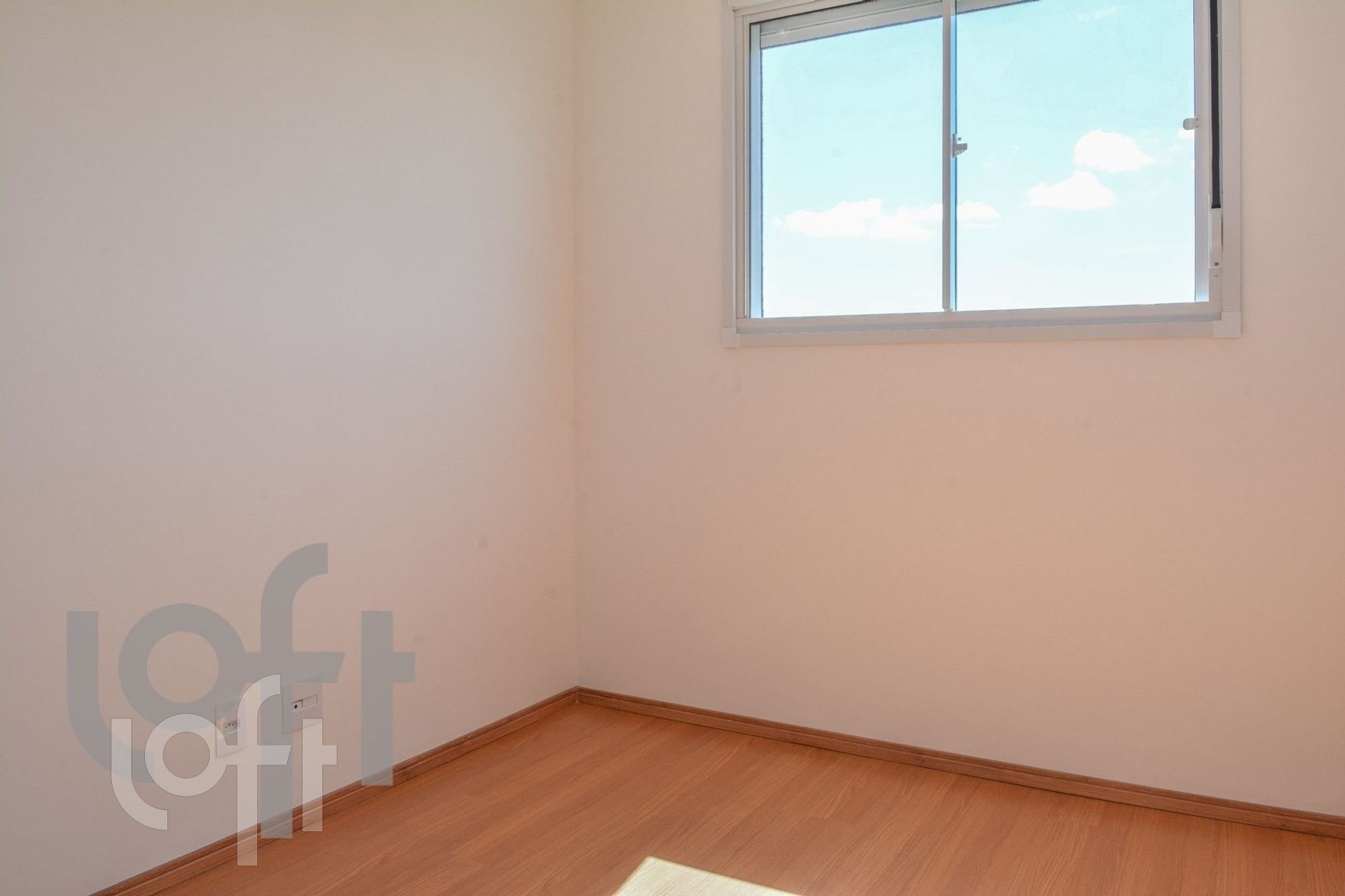 Apartamento à venda com 2 quartos, 42m² - Foto 4