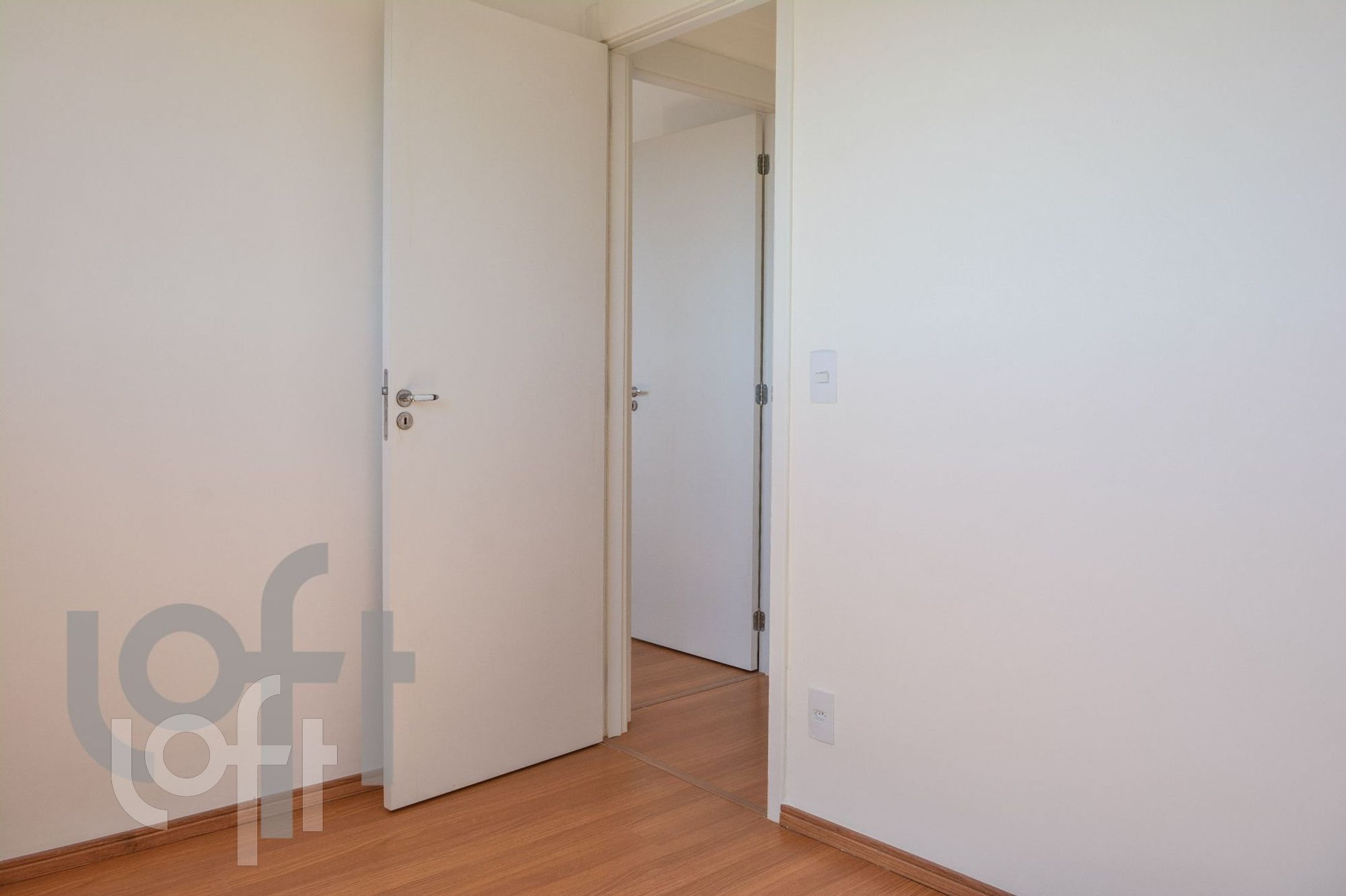 Apartamento à venda com 2 quartos, 42m² - Foto 7